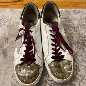 Women’s Golden Goose Sneakers Size 39